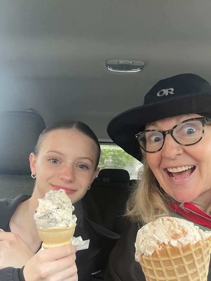 Big Sister and Little Sister having ice cream cones